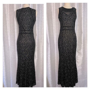 Cardalate Elegant black and gold formal gown